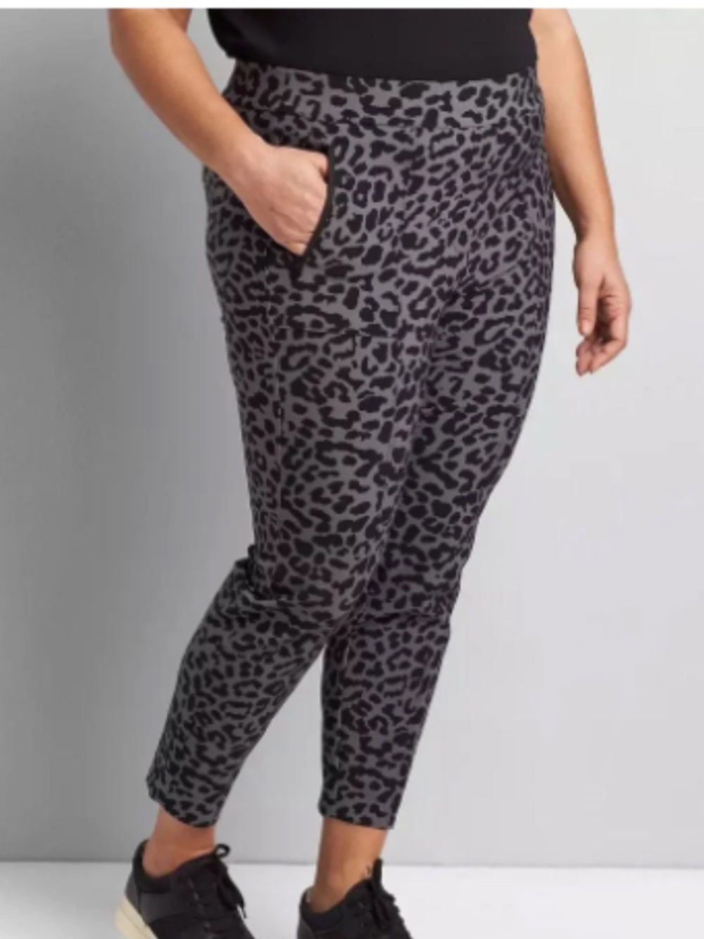 Lane Bryant NEW Black Gray Leopard Print On The Go Mid Rise Ankle Pants Size 24